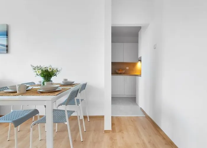 Ivory Nature & Beachside By Elite *